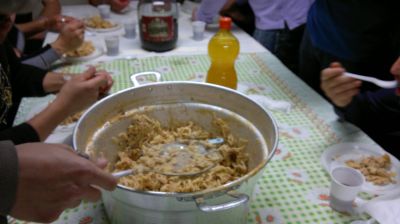 pentolone con pasta e fagioli