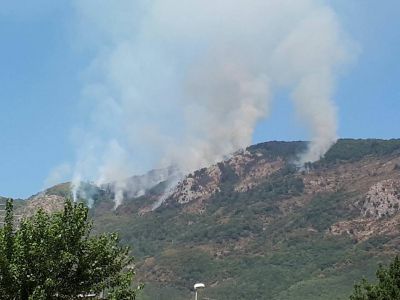 Incendio a Monte Sant'Angelo, Protezione Civile in azione.