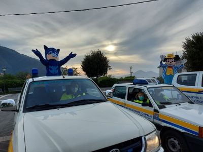 Grande successo per l'iniziativa "Un sorriso per i bambini cavesi"